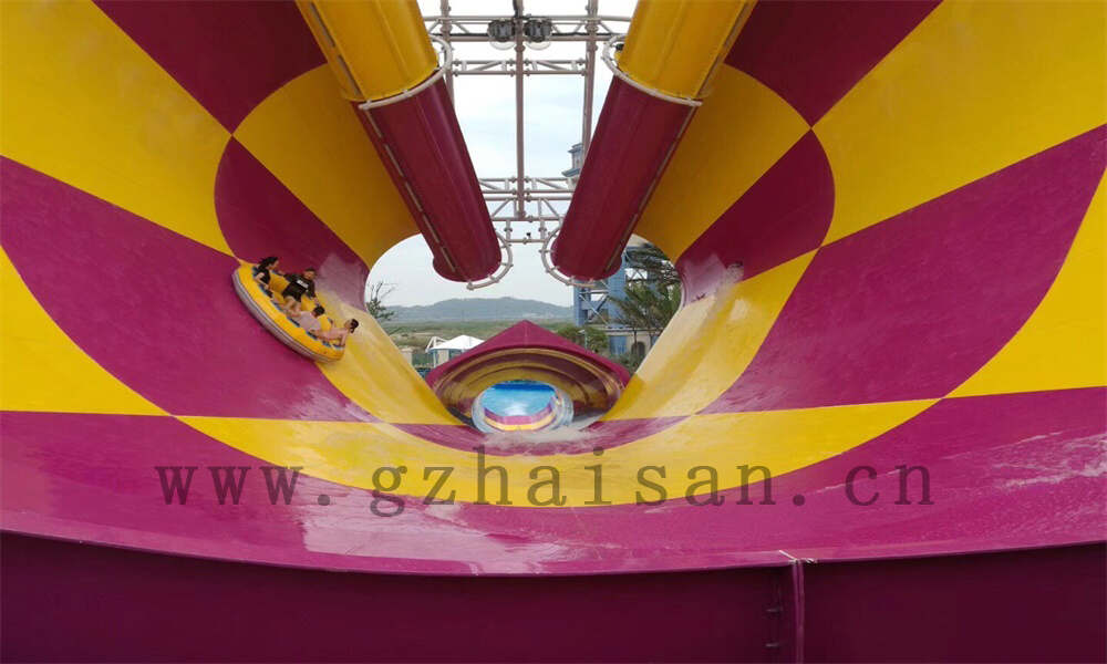 如何进行水上乐园设备的防锈处理？