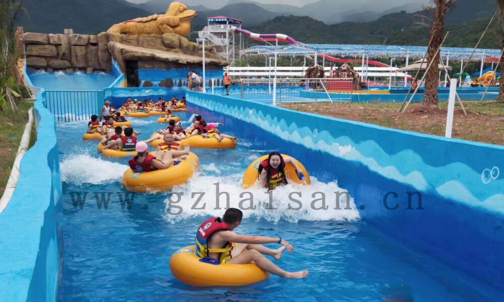 小型水上滑梯：尽情畅享水上乐趣